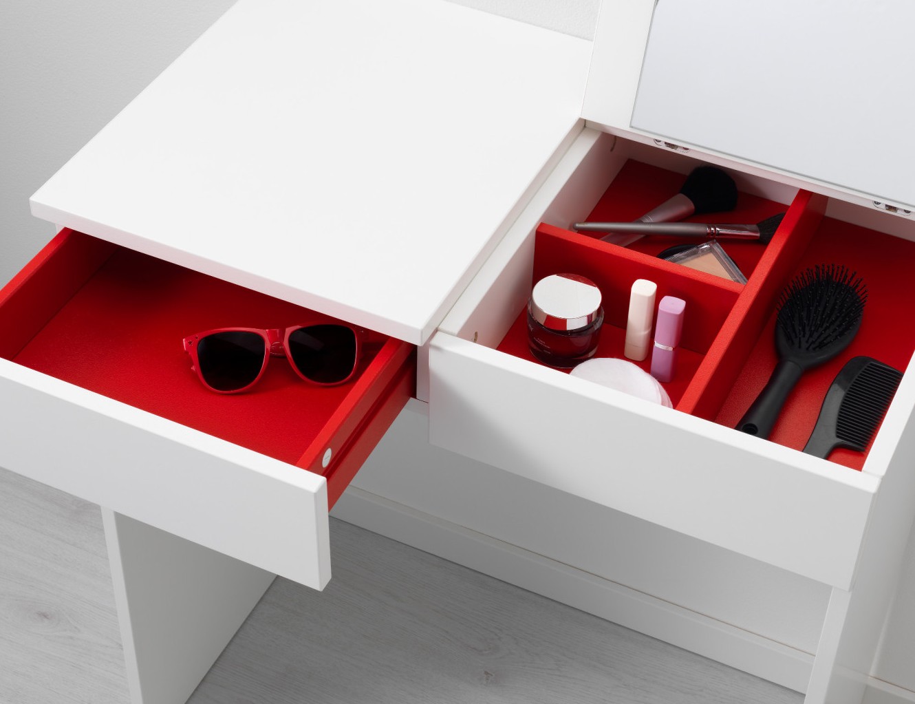 IKEA BRIMNES 百灵梳妆台2